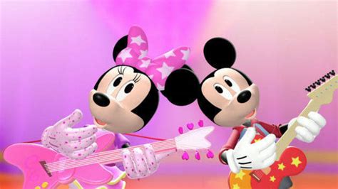 Mickey Mouse Clubhouse: Hot Dog Dance | Disney Video