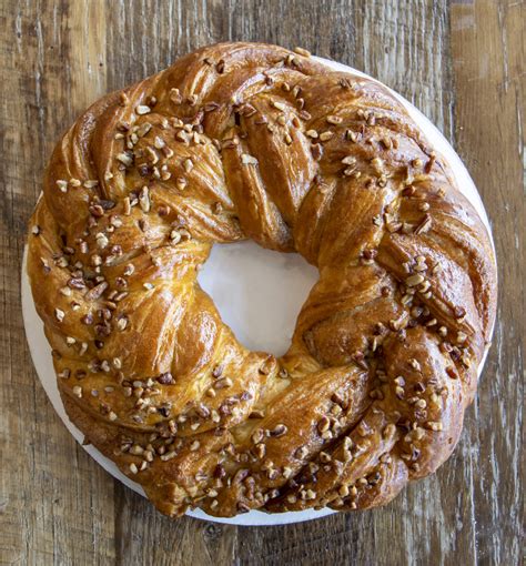 Cinnamon Pecan Coffee Ring Three Brothers Bakery