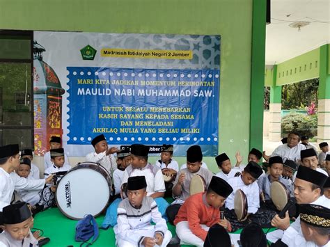 Maulid Nabi Muhammad Saw Min Jember