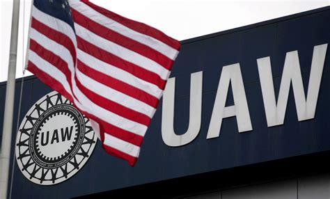 United Auto Workers challenger holds narrow lead in race for union ...