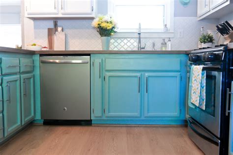 How To Paint Cabinets Using Latex Paint And A Paint Sprayer Hey Let