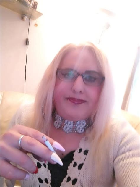 Stefaniets Sexy Smoking Nude Pics XHamster