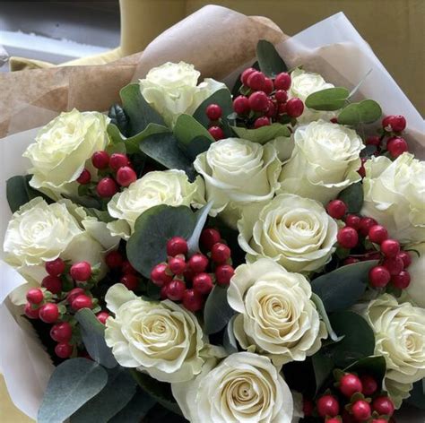 Merry Berry Blooms Strawbarbie®