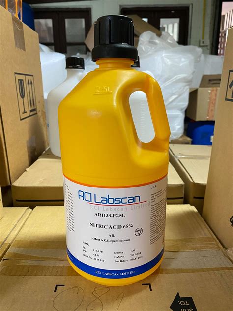 Nitric acid 65 AR grade 2 5 ลตร ขวด ยหอ Labscan ireland แลป