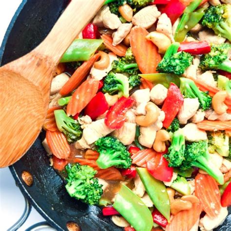 Paleo Cashew Chicken Skillet Gluten Free • Tastythin