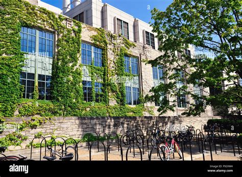 Northwestern university campus hi-res stock photography and images - Alamy