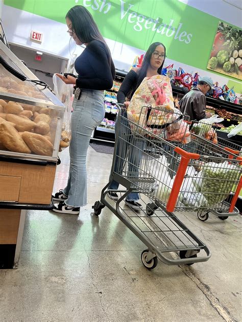 Latina Twins In Bell Bottoms Strike Again Tight Jeans Forum