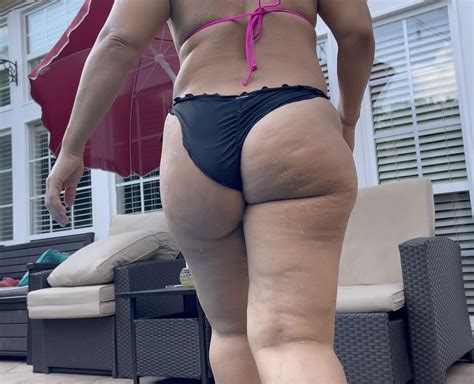 47 Year Old Thick Big Booty Latina Milf I Wear This Because I Know My