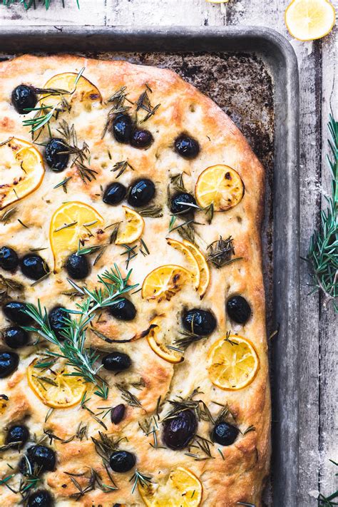 No Knead Focaccia Bread | Easy recipe!