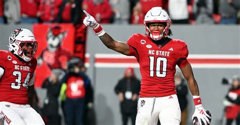 Nc State Rises To No 18 In Final College Football Playoff Rankings