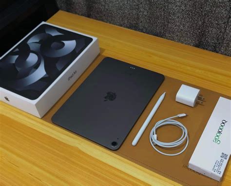 Ipad Air 5th Gen Mobile Phones And Gadgets Tablets Ipad On Carousell