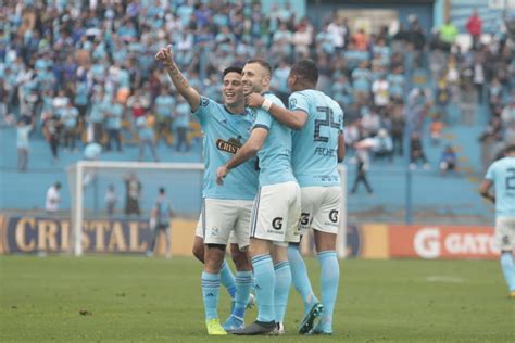 Sporting Cristal Gole A Garcilaso Y Est A Dos Puntos De