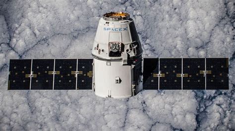 Spacex Wants To Launch 4425 Satellites To Make The Web Truly Worldwide