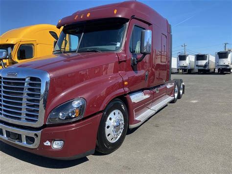 2015 Freightliner Cascadia For Sale 72 Sleeper 255608