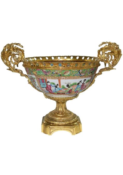 Coupe En Porcelaine De Canton Et Bronze Dor Xix Me Pendule Ancienne