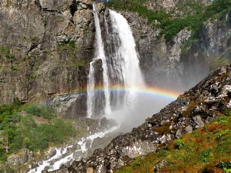 Top 15 best waterfalls in Norway