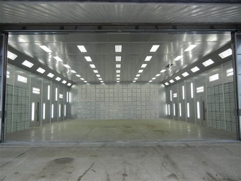 Industrial Paint Booth Manufacturers| Spray-Tech/Junair