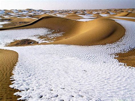 History Inpictures The Sahara Desert After Snow Fell Tumblr Pics