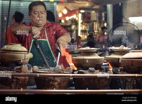 Kuala Lumpur Malaysia 10 September 2017 Chinese Street Chef Cooks