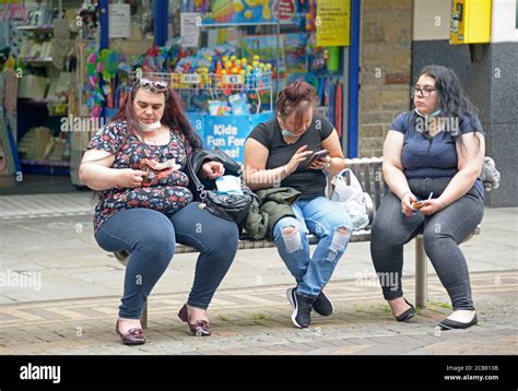 Trois Grosses Femmes Banque De Photographies Et Dimages à Haute