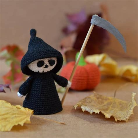 Хеллоуин, смерть с косой, амигуруми вязаная игрушка, ужасы, Amigurumi ...