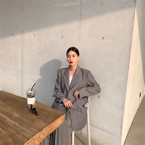 Học lỏm chiêu ăn mặc từ hot girl Bạch Tuyết cao m xứ Hàn bạn nhất định lên level mặc