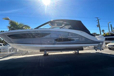 2023 Sea Ray Sundancer 370 Outboard Sports Cruiser for sale - YachtWorld