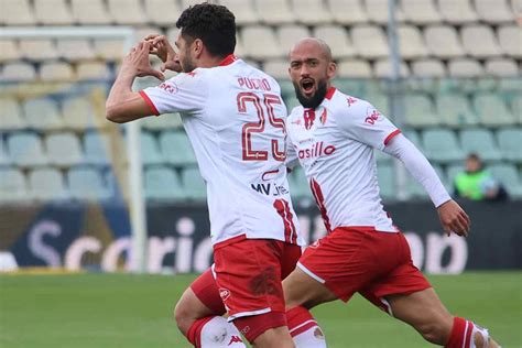 Bari Cremonese Serie B Streaming Probabili Formazioni Pronostici