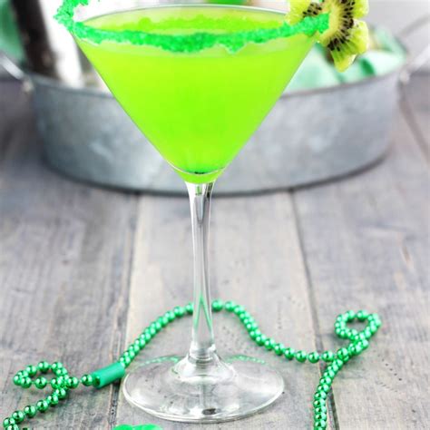 Shamrock Midori Melon Martini | 3 Yummy Tummies