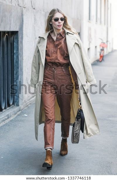 68 Vintage Christian Dior Images, Stock Photos & Vectors | Shutterstock