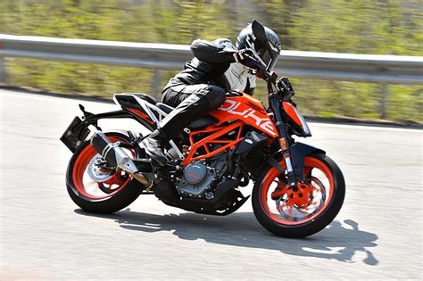 2017 Ktm 390 Duke First Ride Review Rider Magazine