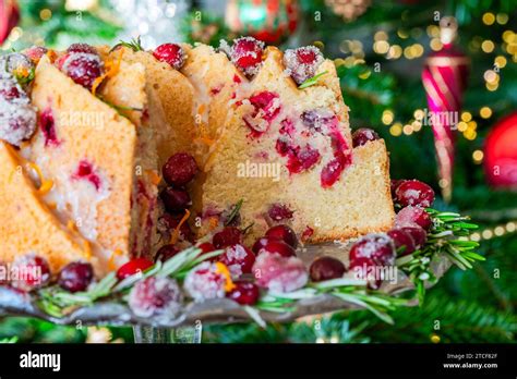 Festive Cranberry And Orange Bundt Cake Stock Photo Alamy