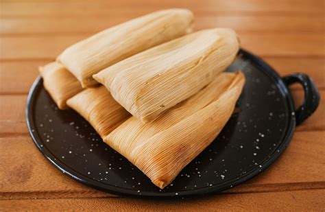 Tamales tontos el acompañamiento ideal para el mole