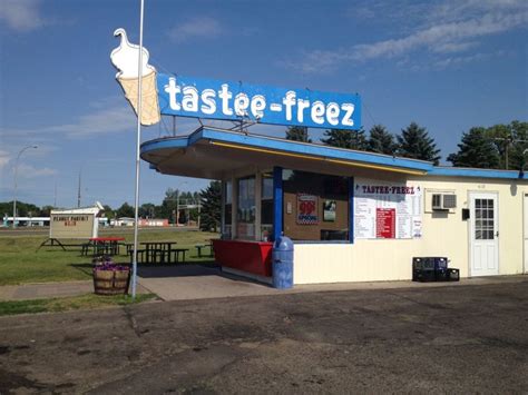 My Tastee Freez Moorhead Mn Classic Restaurant Vintage Neon Signs