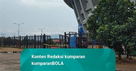 Stadion Gbla Dipasangi Garis Polisi Usai Insiden Bobotoh Tewas