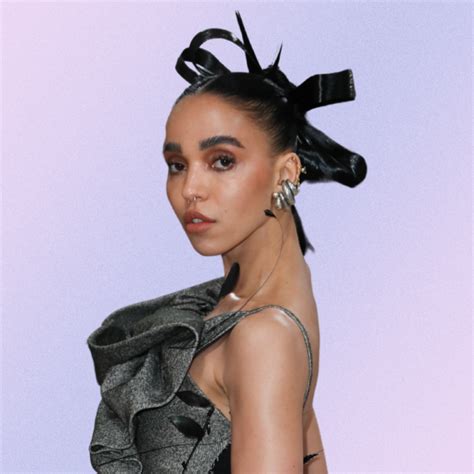 Gloria Zabrana Reklame Calvina Kleina Fka Twigs Je Predstavljena Kao Stereotipni Seksualni