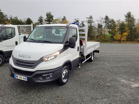 Chassis Carrosserie Iveco Daily Plateau Grue Plateau Grue 35c18 3t5