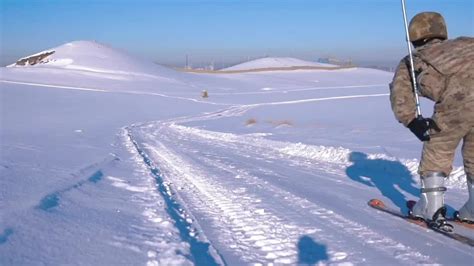 零下20摄氏度，新疆军区某工兵团冰雪运动冬季练兵凤凰网视频凤凰网