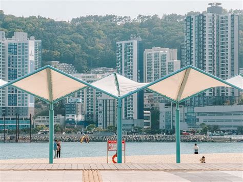 Skywalks Beaches And Naked Spas A 3 Day Busan Itinerary Globe Guide