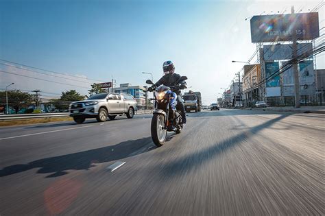 รวว New BAJAJ PULSAR NS200 5 คำตอบ NAKED BIKE สายด