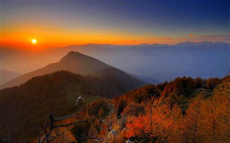 Autumn Sunset In Mountains Wallpapers - Wallpaper Cave