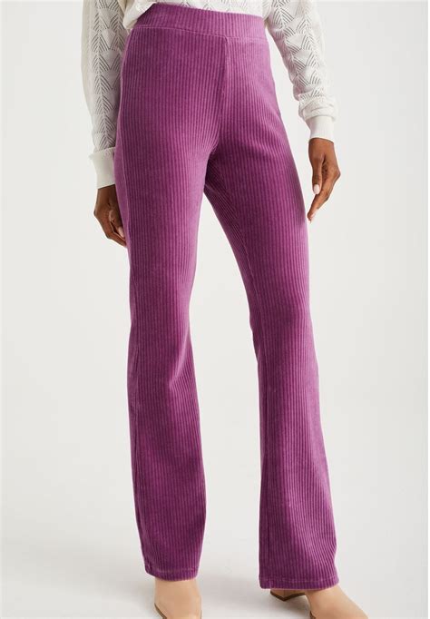 We Fashion Flared Van Stof Stoffhose Violet Flieder Zalando De