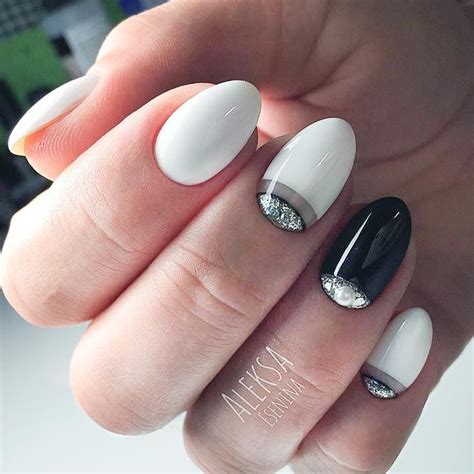 30 Elegant Nails Designs For Women In Business Elegant Nails Luxury