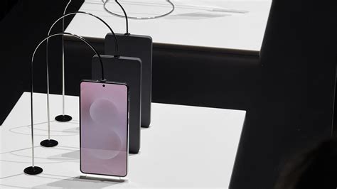 Forget iPhone 17 Air – Samsung just teased a Galaxy S25 Edge that’s so