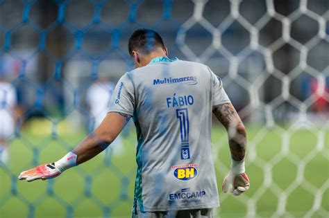 Dia do goleiro Samuel Venâncio elege melhor da posição no Cruzeiro O