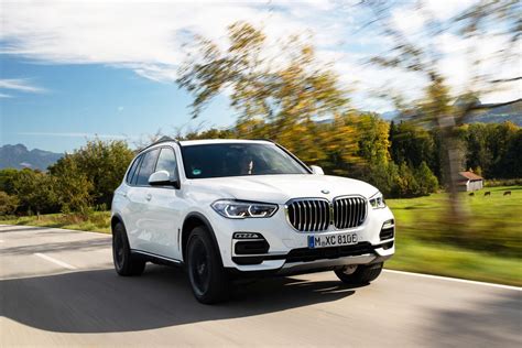 2021 BMW X5 plug-in hybrid: More of everything, especially power - CNET