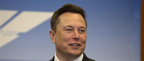 Twitter Sues Elon Musk For Pulling Out Of 44 Billion Deal The Daily