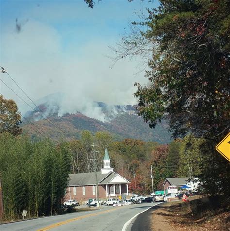 Wildfire Update More Than 40000 Acres On Fire In Western North