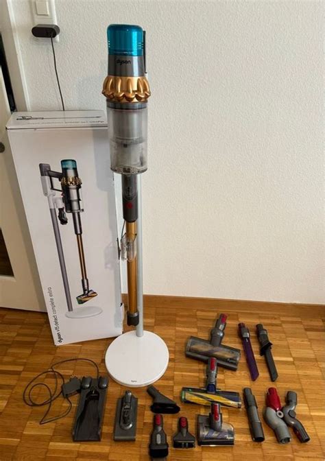 Dyson V15 Detect Complete Extra Staubsauger Kaufen Auf Ricardo