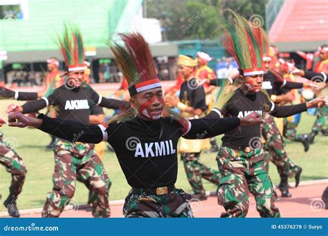 Papua dance editorial stock photo. Image of ceremony - 45376278